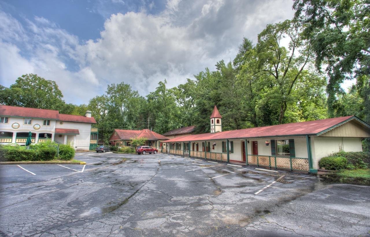 Hofbrau Riverfront Hotel Helen Luaran gambar